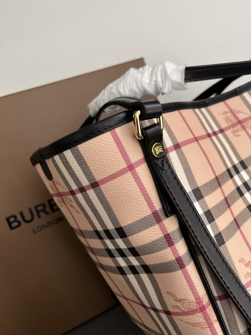 Bv*b*rry shopping bags